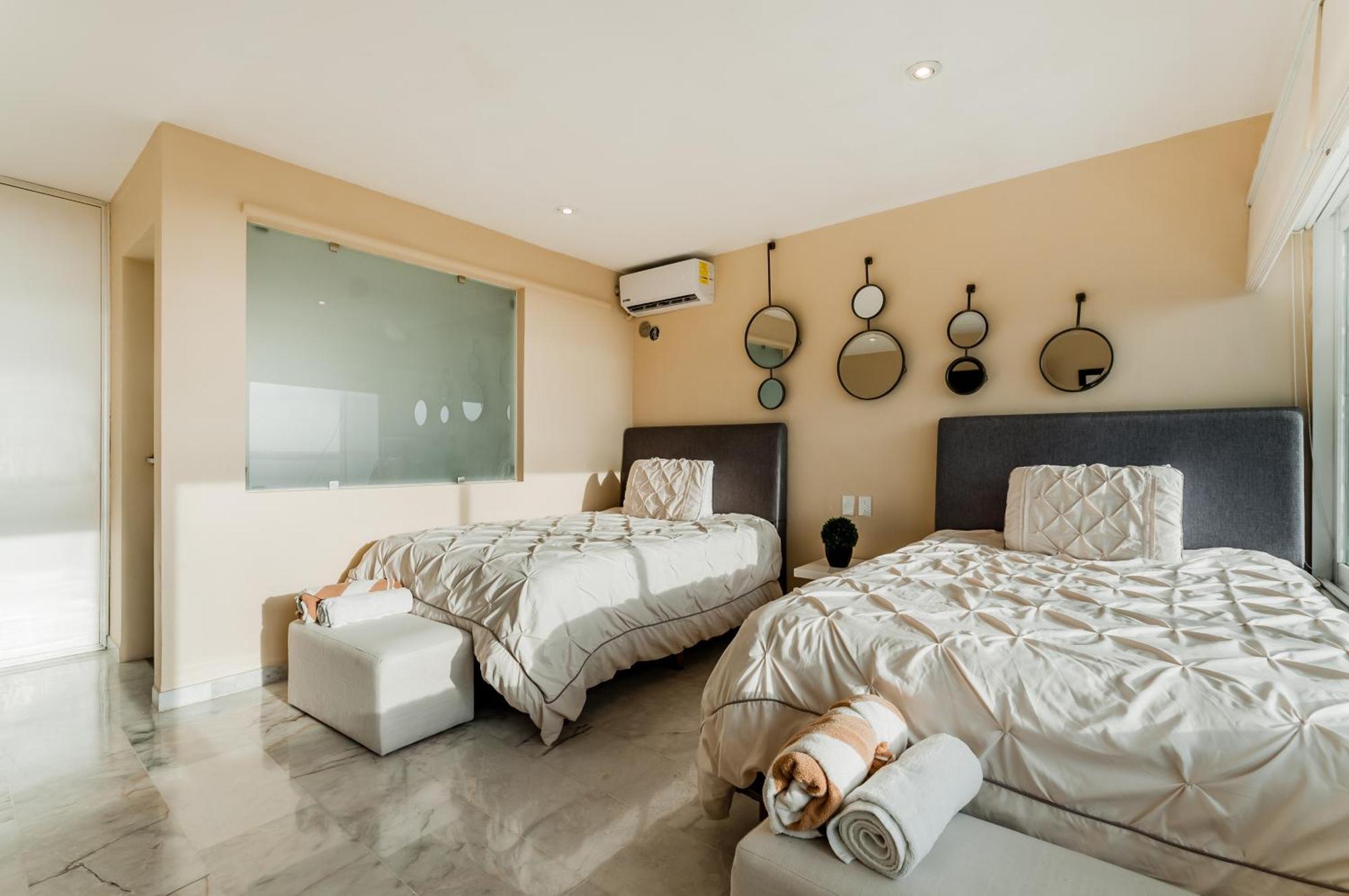Brisas Beachfront Penthouses Cancún Buitenkant foto
